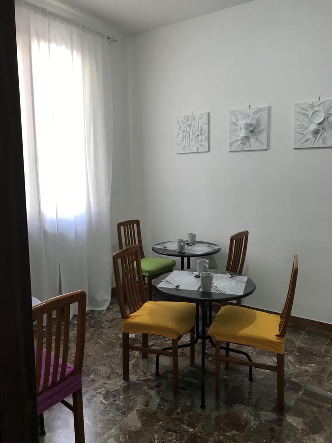 B&B Civico22 Чивітанова-Марке Екстер'єр фото