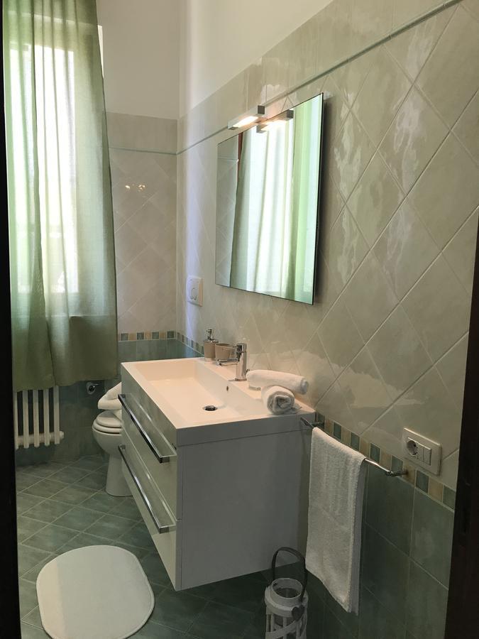 B&B Civico22 Чивітанова-Марке Екстер'єр фото